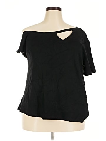 City Chic Short Sleeve Top (view 1)
