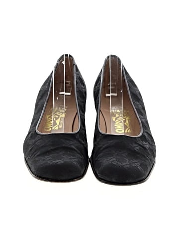Salvatore Ferragamo Pumps (view 2)