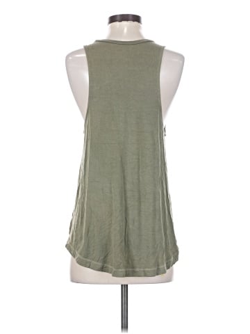 American Eagle Outfitters Sleeveless T-Shirt (view 2)