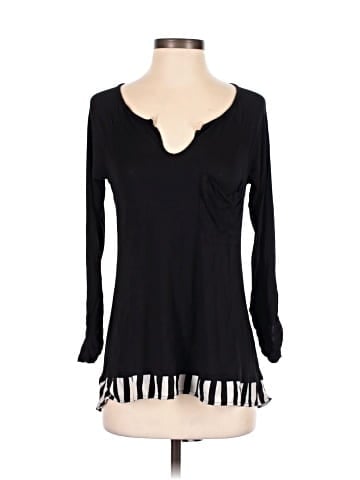 Monteau Long Sleeve T-Shirt (view 1)