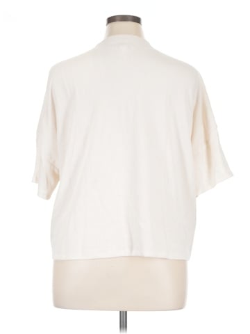 Victoria's Secret Short Sleeve Top (view 2)