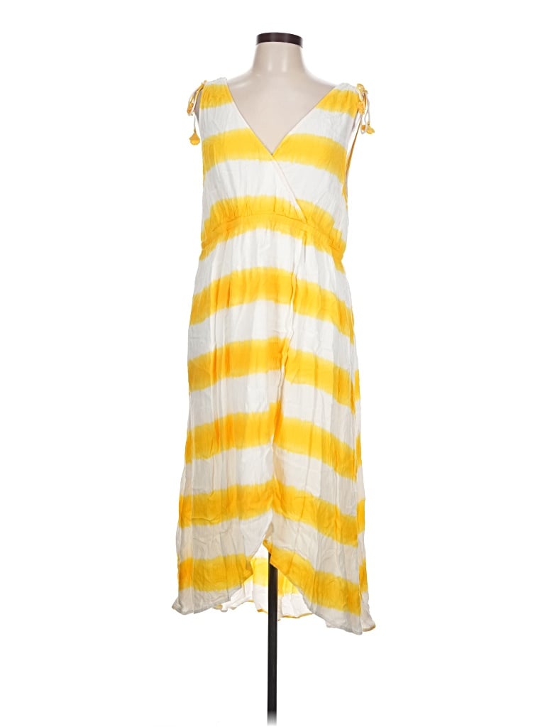 Pre-owned Tommy Bahama Casual Dress In Yellow