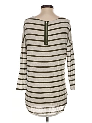 Charlotte Russe 3/4 Sleeve Top (view 2)