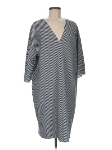 Trafaluc by Zara Casual Dress (view 1)