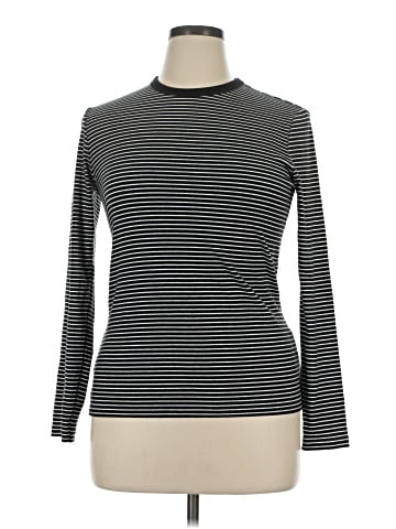 Uniqlo Turtleneck Sweater (view 1)