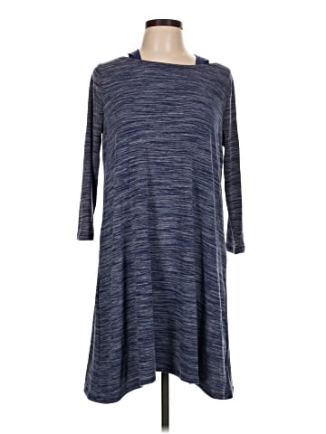 Thyme and Honey Casual Dress (view 1)