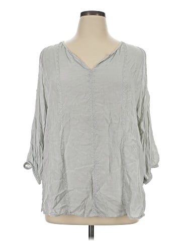 Solitaire 3/4 Sleeve Blouse (view 1)