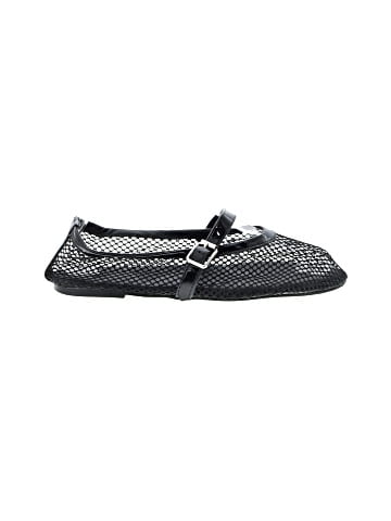 Unbranded Flats (view 1)