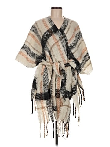 Liz Claiborne Wrap (view 1)