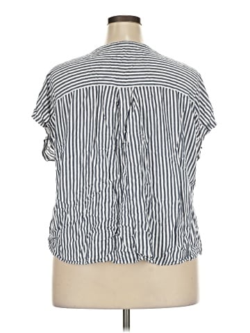 Jane and Delancey Short Sleeve Top (view 2)