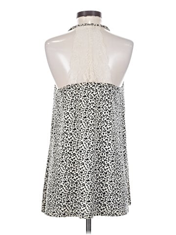 Pol Sleeveless Blouse (view 2)