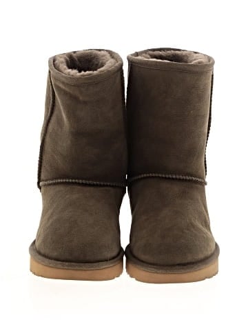 Ugg Boots (view 2)