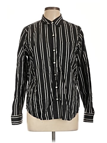 Old Navy Long Sleeve Button-Down Shirt (view 1)