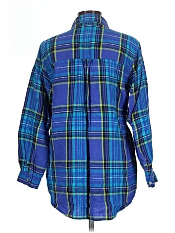 Chico's Design Long Sleeve Button-Down Shirt (view 2)