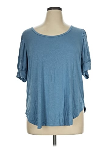 Karen Kane Short Sleeve T-Shirt (view 1)