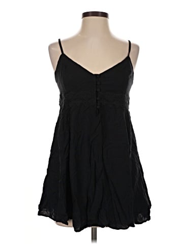 Urban Outfitters Casual Dress (view 1)