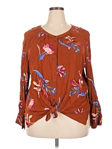a.n.a. A New Approach 3/4 Sleeve Blouse (view 1)