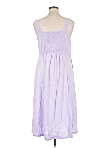 Old Navy Casual Dress (view 2)