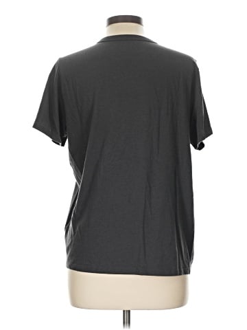 Old Navy Short Sleeve T-Shirt (view 2)