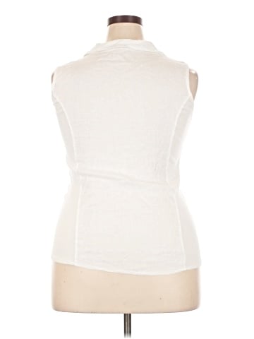 MADE IN ITALY Sleeveless Top (view 2)