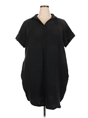 Three Dots Poncho (view 1)