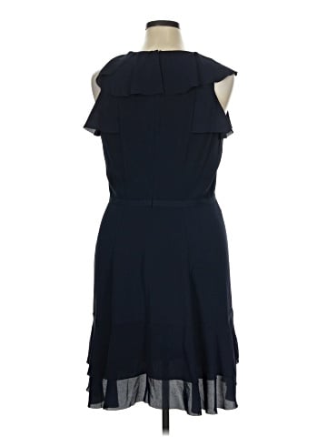 Banana Republic Cocktail Dress (view 2)