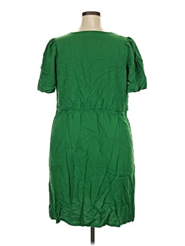 Old Navy Casual Dress (view 2)