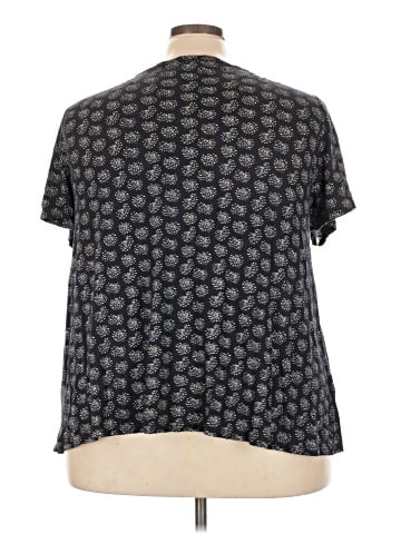 Lane Bryant Short Sleeve Top (view 2)