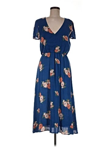 WAYF Casual Dress (view 1)