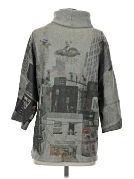 Inoah Poncho (view 2)