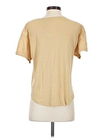 Double Zero Short Sleeve Top (view 2)