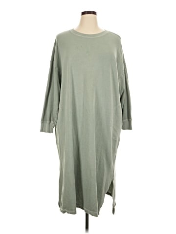 Old Navy Casual Dress (view 1)
