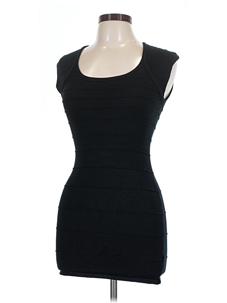 Pre-owned Twenty One Sleeveless T-shirt In Black