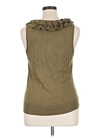 Attention Sleeveless Top (view 2)