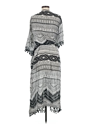 Lovestitch Kimono (view 2)