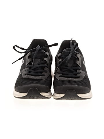 On Cloud Sneakers (view 2)