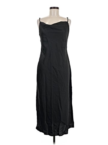 Urban Outfitters Casual Dress (view 1)