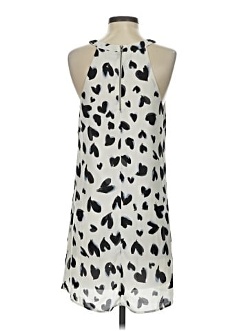Le Lis Casual Dress (view 2)