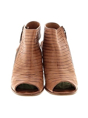 Paul Green Ankle Boots (view 2)