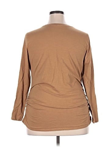 Old Navy - Maternity 3/4 Sleeve T-Shirt (view 2)