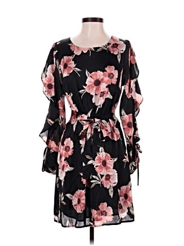 Collective Concepts Casual Dress (view 1)