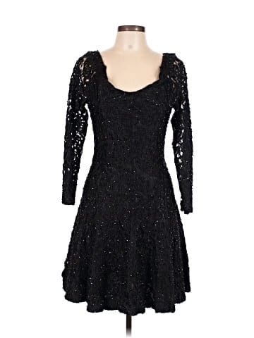 Carmen Marc Valvo Cocktail Dress (view 1)