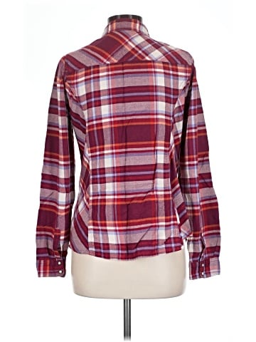 Maurices Long Sleeve Button-Down Shirt (view 2)