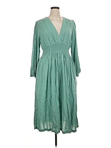 Old Navy Casual Dress (view 1)