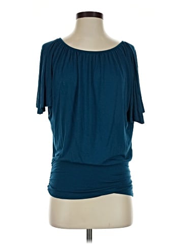 Storm Short Sleeve Top (view 1)