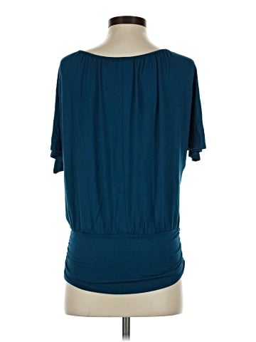 Storm Short Sleeve Top (view 2)
