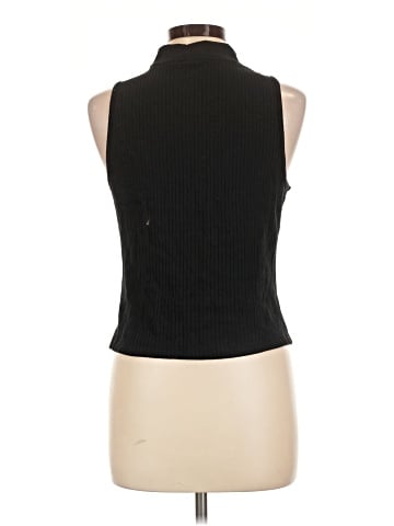 Old Navy Sleeveless Top (view 2)