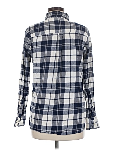 Old Navy Long Sleeve Button-Down Shirt (view 2)