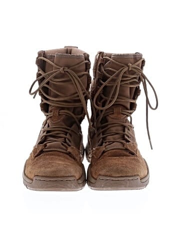 Nike Boots (view 2)