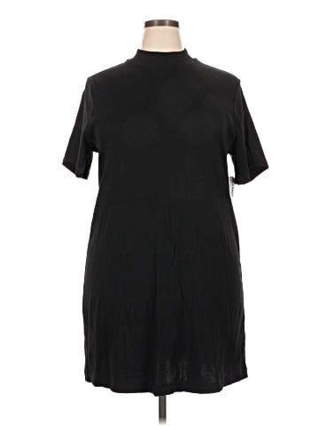 Old Navy Casual Dress (view 1)